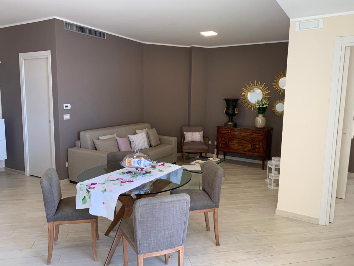 Sparviero Luxury Suites Taormina Buitenkant foto