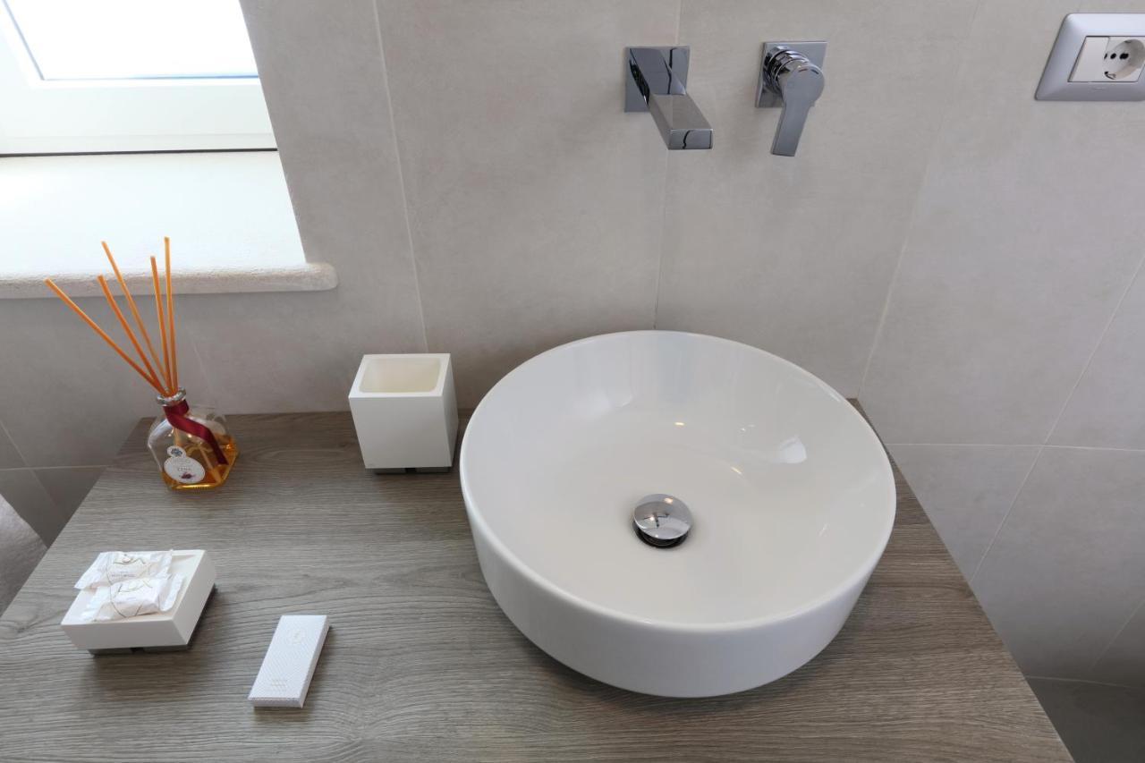 Sparviero Luxury Suites Taormina Buitenkant foto