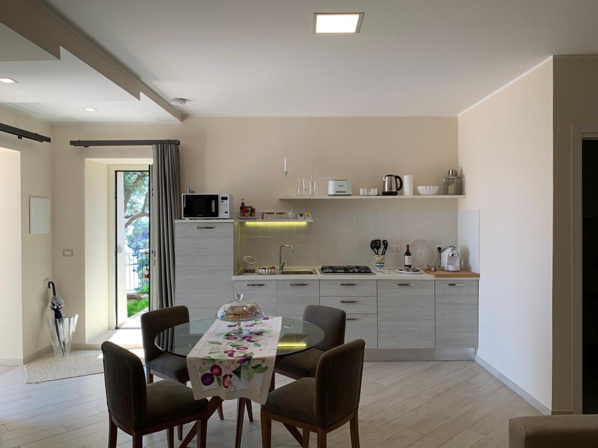 Sparviero Luxury Suites Taormina Buitenkant foto